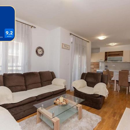 City Compass Apartment 2 Podgorica Ngoại thất bức ảnh