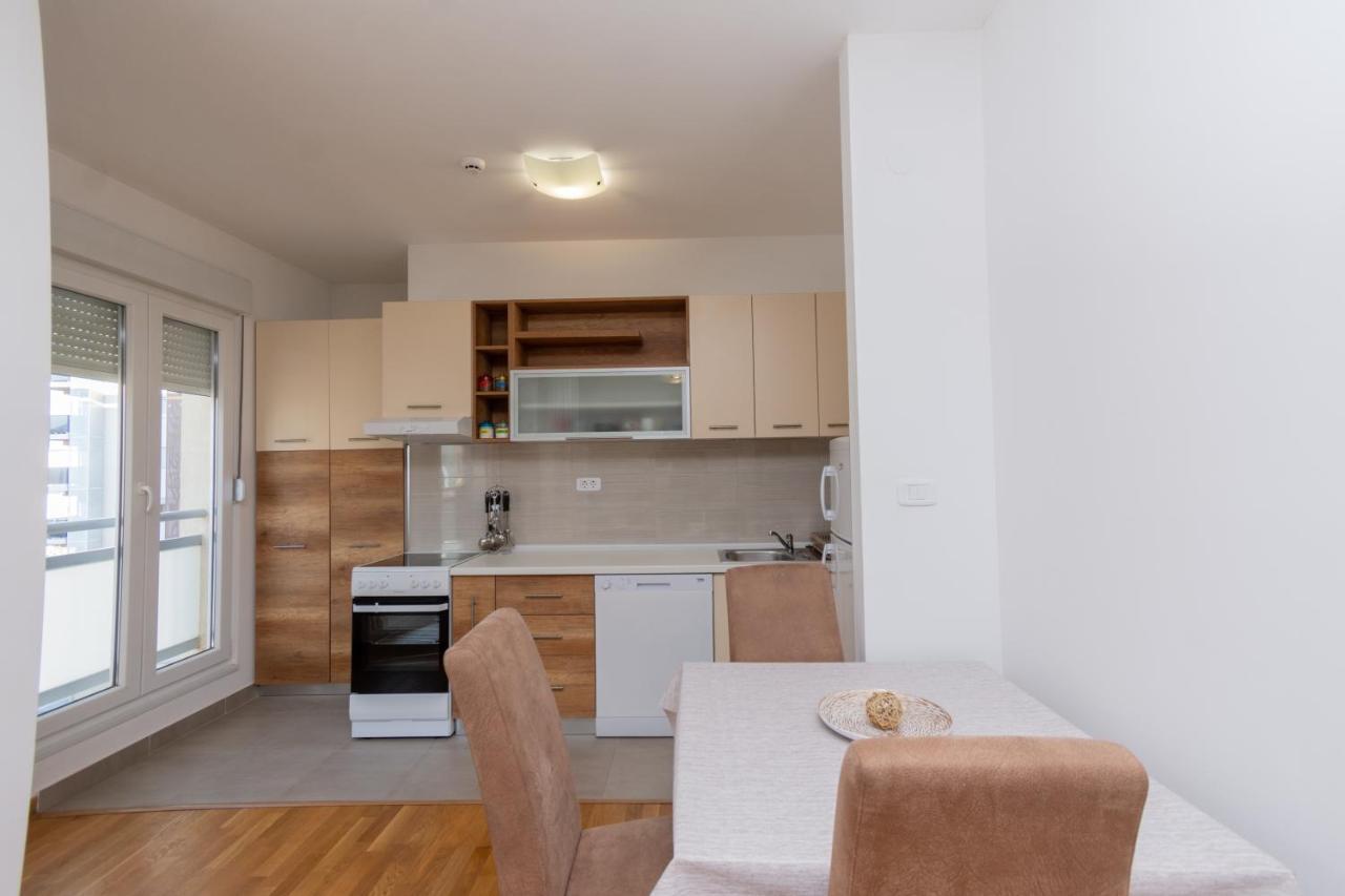 City Compass Apartment 2 Podgorica Ngoại thất bức ảnh