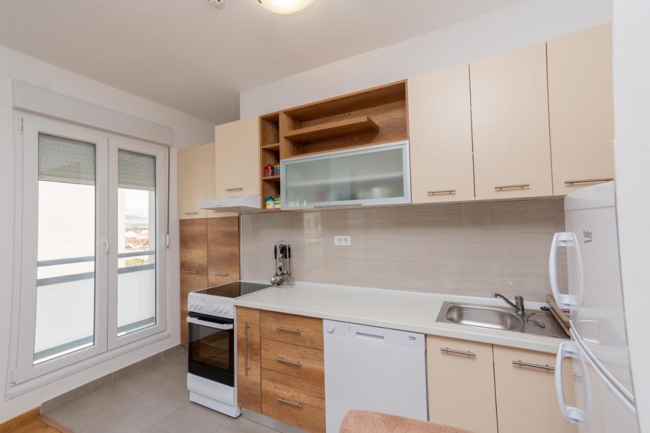 City Compass Apartment 2 Podgorica Ngoại thất bức ảnh