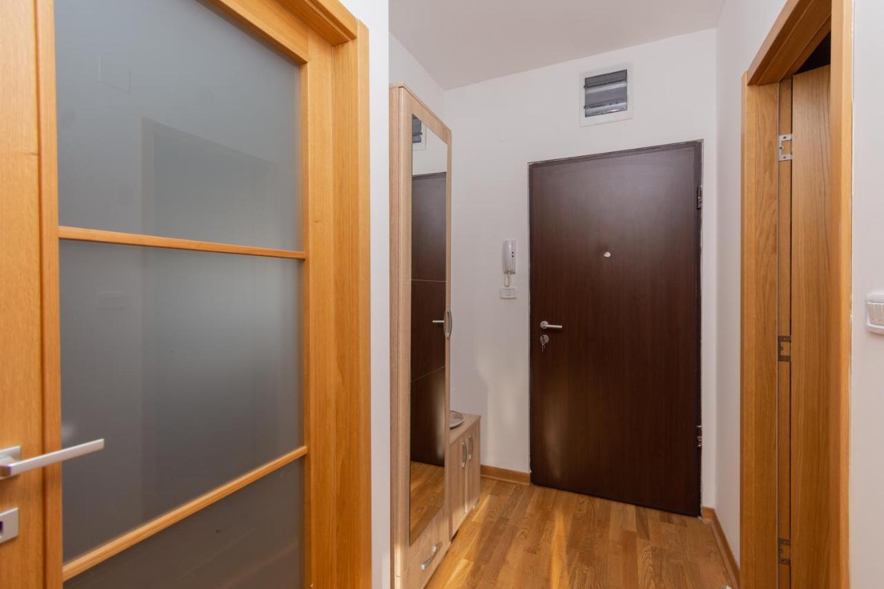 City Compass Apartment 2 Podgorica Ngoại thất bức ảnh